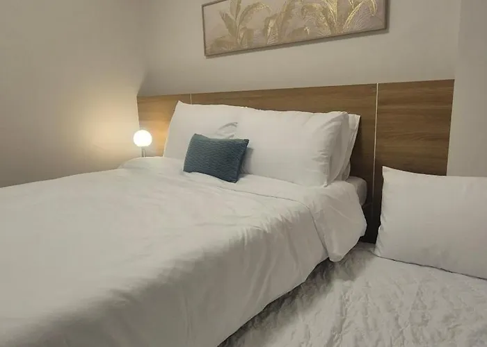 2br With 2tb Near Picc And Moa La Verti Residences-pasay *