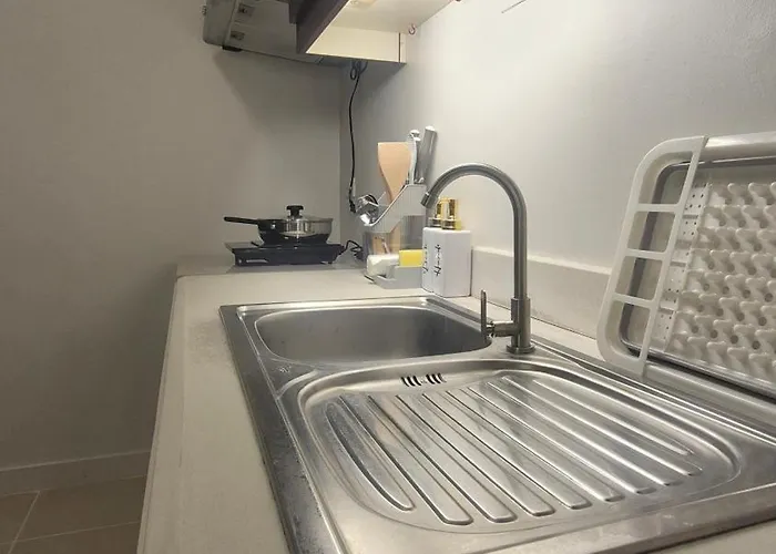 Apartahotel 2br With 2tb Near Picc And Moa La Verti Residences-pasay