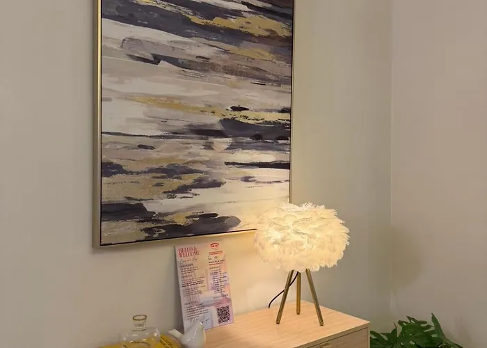 Apartahotel 2br With 2tb Near Picc And Moa La Verti Residences-pasay