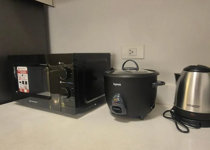 2br With 2tb Near Picc And Moa La Verti Residences-pasay Manila